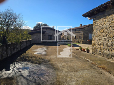 Local en Sant Joan Les Fonts Girona
