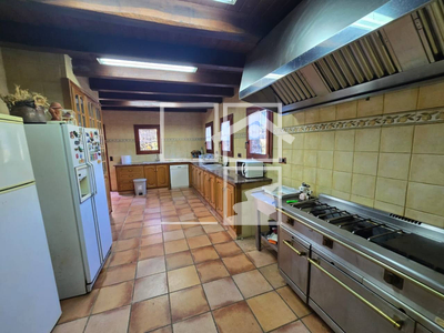 Local en Sant Joan Les Fonts Girona