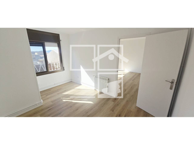Inmueble en Calle Sindicato    2º, Barcelona