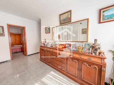 Inmueble en Calle Fuente de Santa Teresa Número 1  , Barcelona