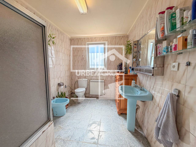 Inmueble en Calle Fuente de Santa Teresa Número 1  , Barcelona