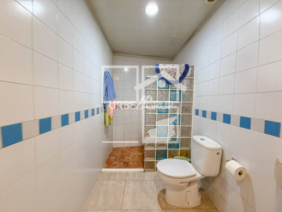 Inmueble en Calle Fuente de Santa Teresa Número 1  , Barcelona