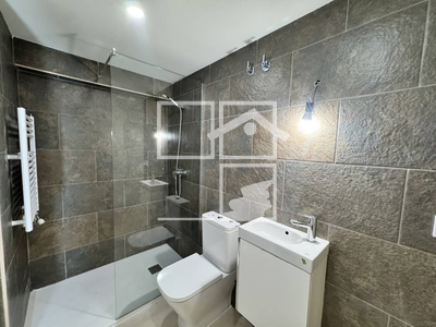 Local en Olot Girona