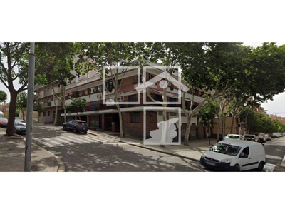 Local en Avenida CERDANYA     Parquing, Badalona Barcelona
