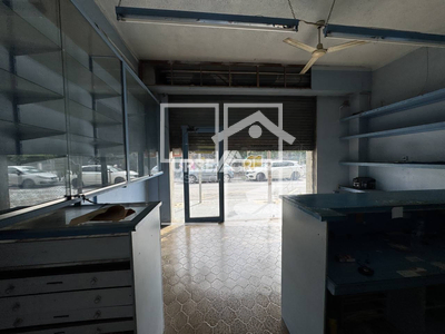 Local en Avenida Sant Antoni Maria Claret   A , Martorell Barcelona