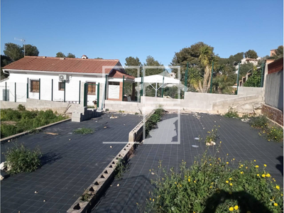 Local en Avenida Mar    , Castellet y Gornal Barcelona