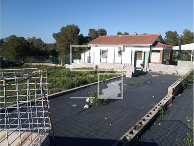 Local en Avenida Mar    , Castellet y Gornal Barcelona